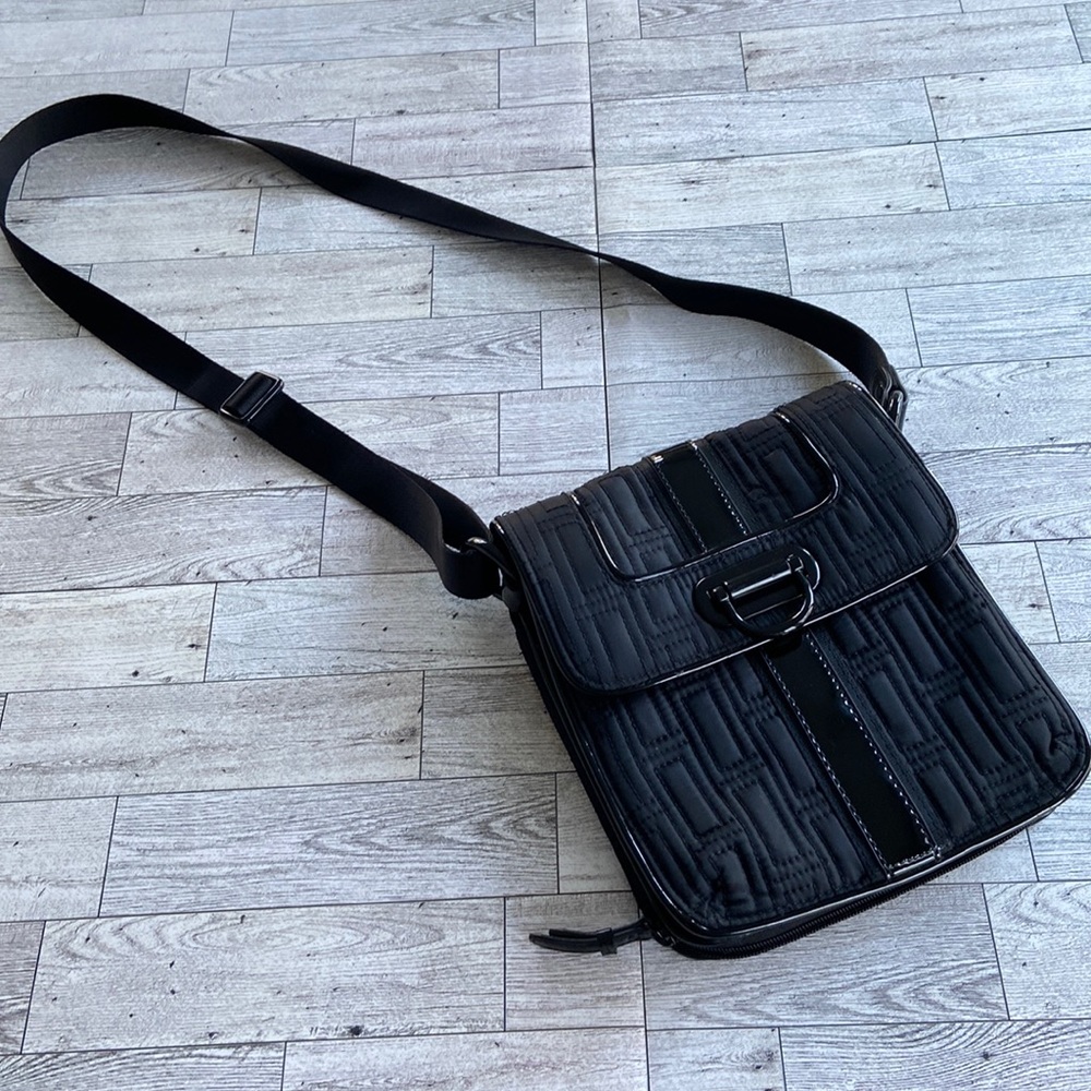 Vera Bradley Quilted Crossbody Purse (Black)